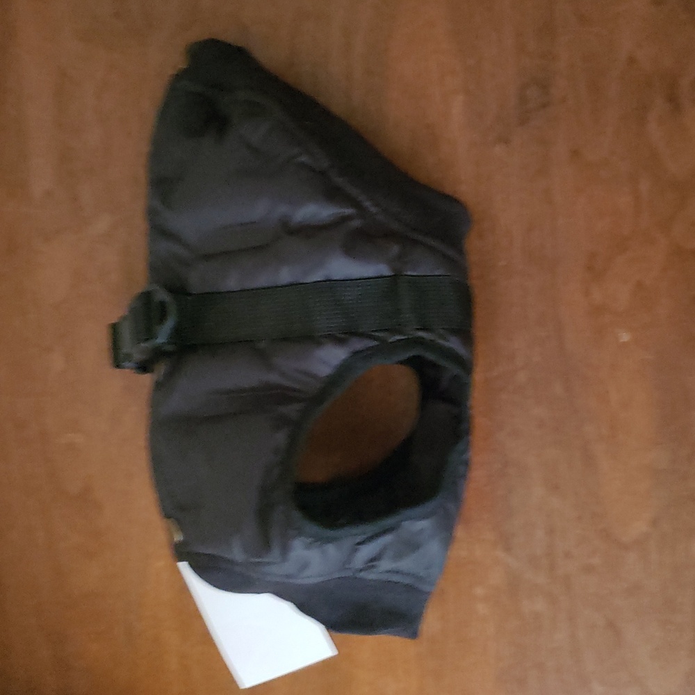 Frisco Pet Apparel Black Puffer Vest NWT Size S - Picture 4 of 5